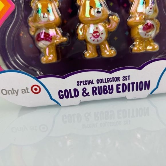 Care Bears Gold & Ruby Super Shiny Figure Set - Picture 6 of 12